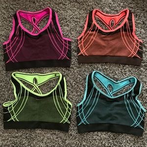 Colorful sports bra bundle of 4 🌈✨